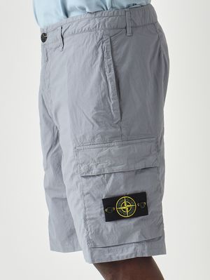 5. Bermuda uomo in tela di cotone stretch Avio Chiaro