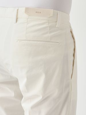 4. Men's BG04 stretch cotton trousers Milk