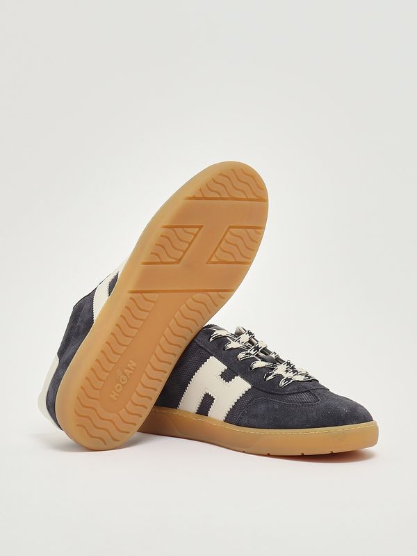 4. Baskets pour homme Cool en daim Bleu marine Hogan hxm6470fb60uwx
