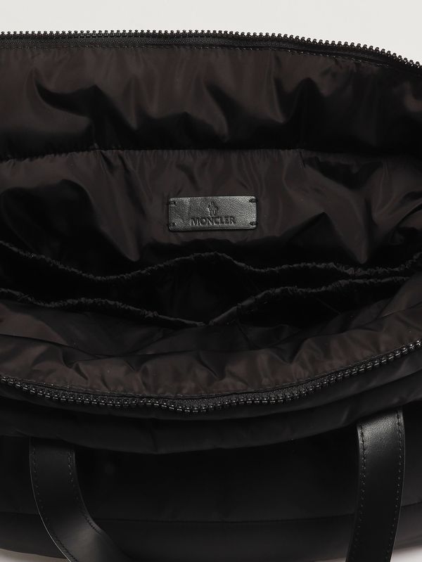 5. Mummy bag in nylon Nero Moncler l19515d00001m6811