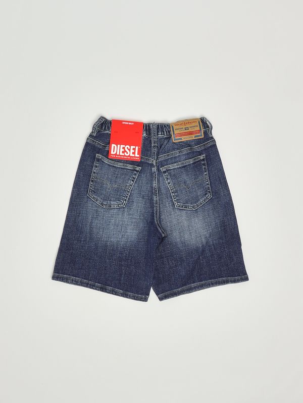 2. Bermuda de niño en algodón elástico Denim medio Diesel j02548kxbsc