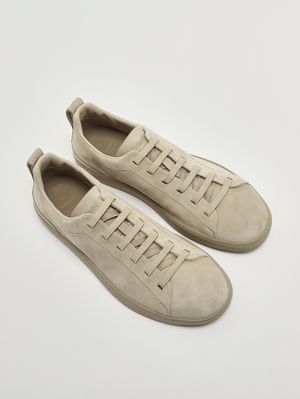 2. Rochdale-Sneaker aus Veloursleder Hellbeige