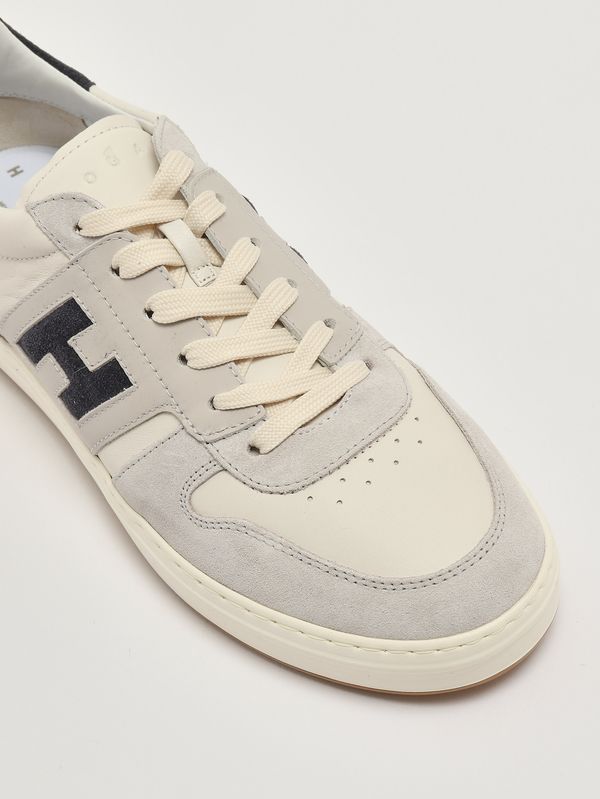 5. Zapatillas de hombre H-TV con suela H668 de ante Marfil-Azul marino Hogan hxm6680fz00uhc