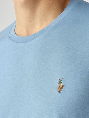 4. Camiseta de hombre, corte entallado, de algodón Pima. Celeste
