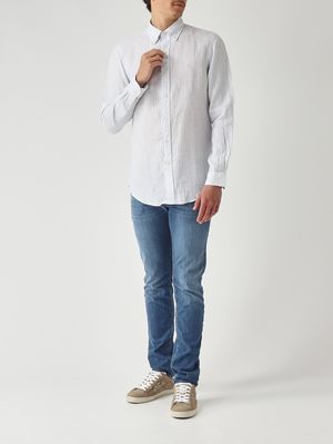 2. Camisa de hombre Custom Fit de lino Blanco y azul celeste