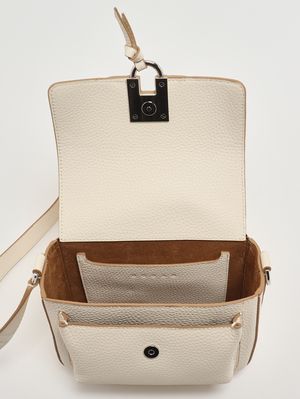 5. Sac H01X Flap Trend en cuir grainé pour femme Yaourt