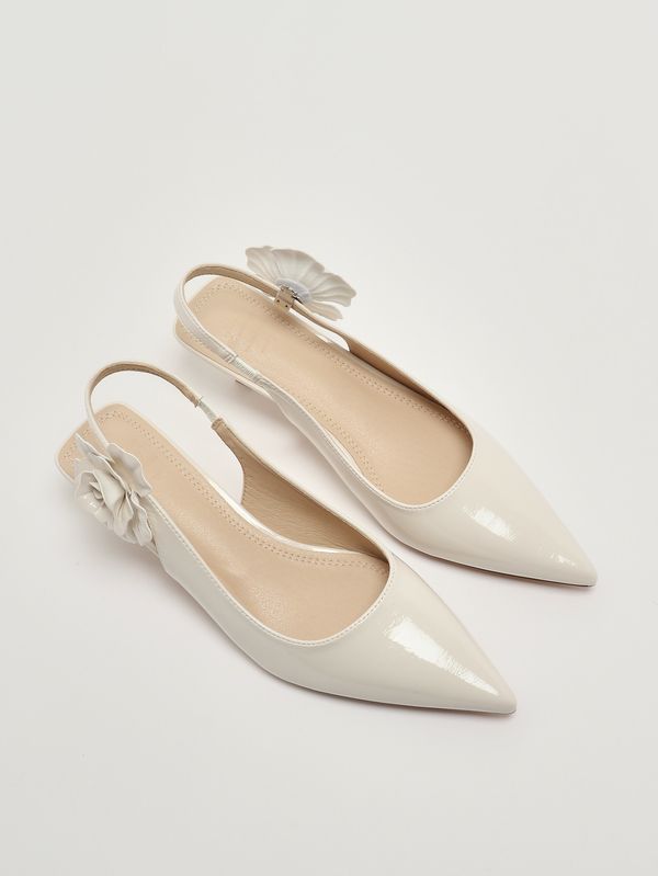 2. Zapatos de salón de mujer Levante en piel sintética Crema Twentyfourhaitch s0067