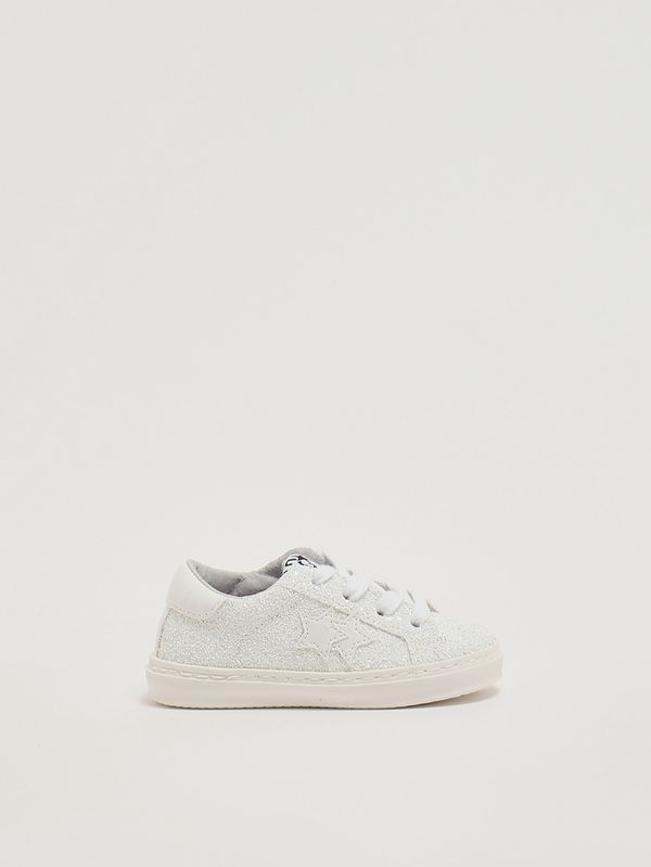 1. Girls' leather sneakers White 2Star 2sb3400