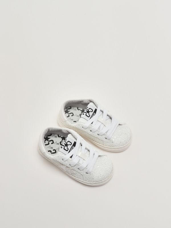 2. Girls' leather sneakers White 2Star 2sb3400
