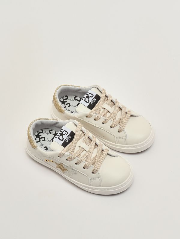 2. Zapatillas de piel para niña Blanco-Oro 2Star 2sb3431