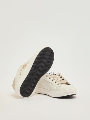 4. Zapatillas de piel para niña Blanco-Oro