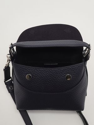 5. Bolso de mujer Nana Small Soft de piel granulada Azul marino