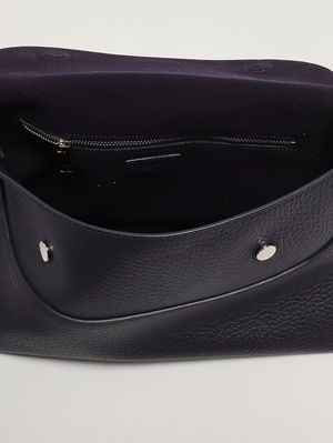 5. Damentasche Nana Soft Midi aus genarbtem Leder Marineblau