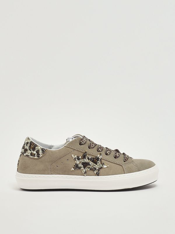 1. Baskets en cuir pour fille Taupe 2Star 2sb3440