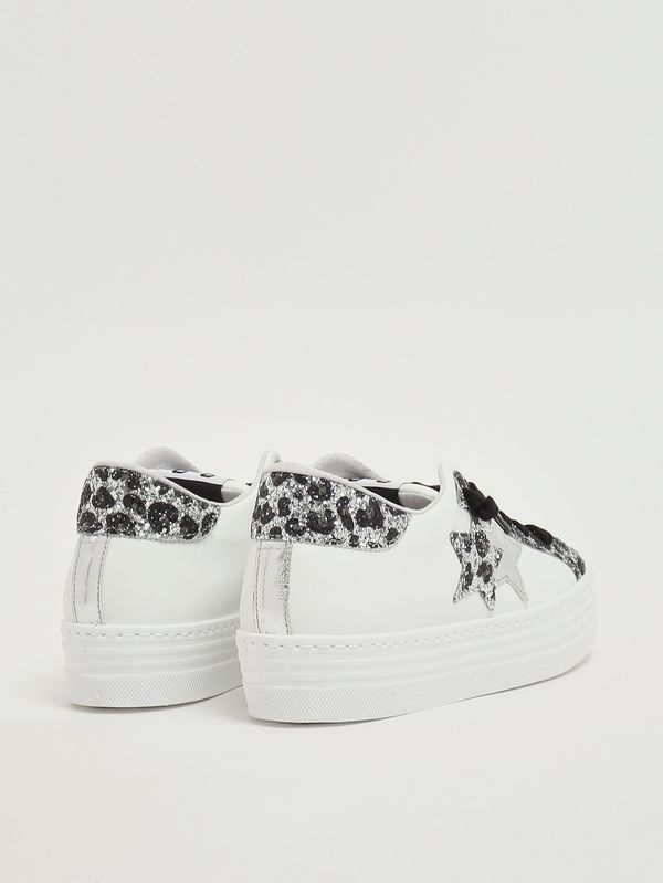 3. Girls' leather sneakers Black and White 2Star 2sb3457