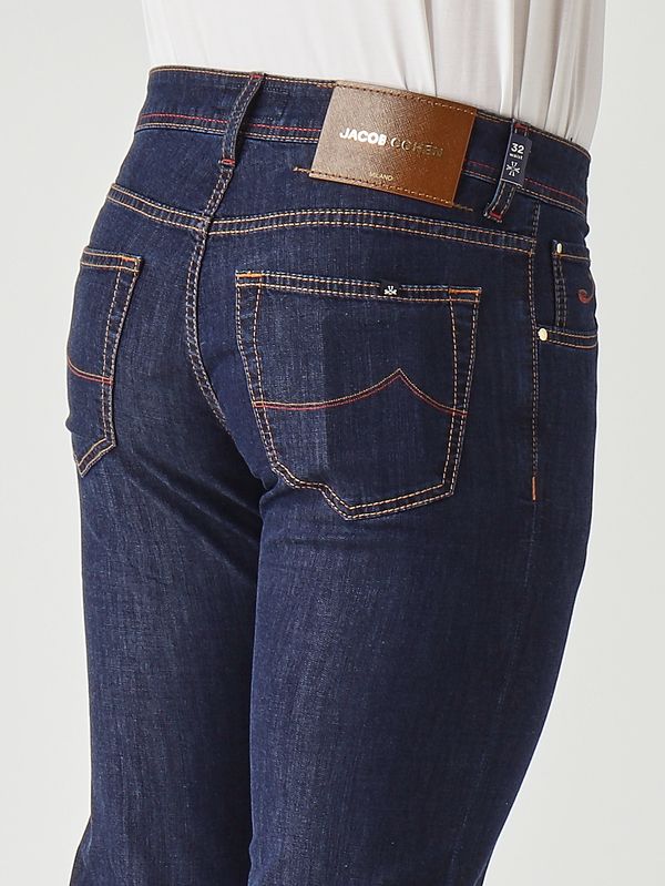 5. Jean Nick R2 en coton extensible 8 OZ pour homme Denim foncé Jacob Cohen jumqe006034s3735r2