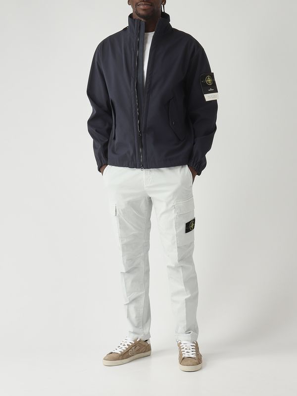 2. Herrenjacke Light Soft Shell aus technischem 3-Lagen-Gewebe Marineblau Stone Island l1s154100022s0a22