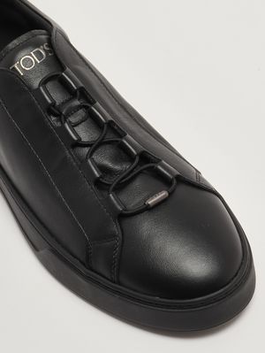 5. Sneakers uomo 04L in pelle nappata Nero