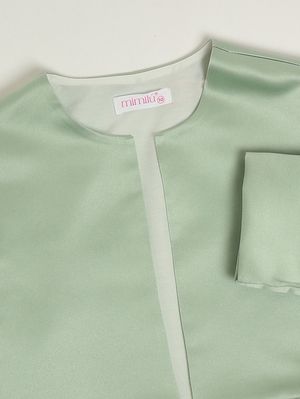 3. Mädchenjacke aus Satin Grün