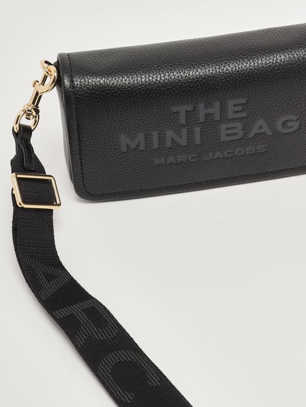 6. Bolso de mujer The Mini Bag en piel granulada Negro Marc Jacobs 2s4smn080s02
