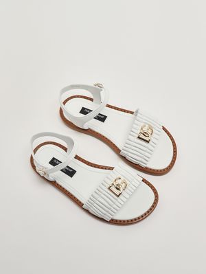 2. Mädchensandale aus Leder Weiß