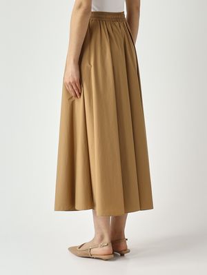 4. Damenrock aus leichtem Stretch-Nylon Kamel