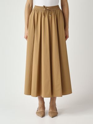 1. Damenrock aus leichtem Stretch-Nylon Kamel