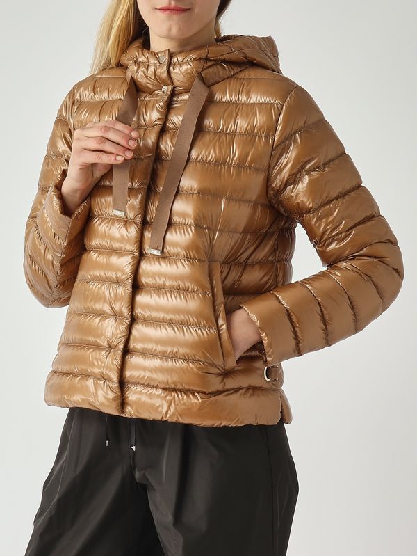 5. Damenjacke aus ultraleichtem Nylon Kamel Herno pi001994d12017z