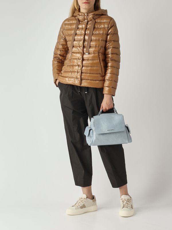 2. Damenjacke aus ultraleichtem Nylon Kamel Herno pi001994d12017z