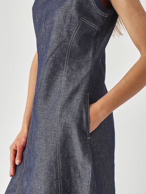 5. Vestido de mujer de algodón y lino. Vaquero oscuro