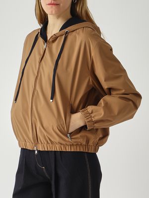 6. Damenjacke aus technischem Gewebe Tabak