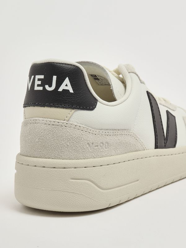 5. Herren-Sneaker V-90 aus O.T.-Leder Schwarz-Weiß Veja vd2021061