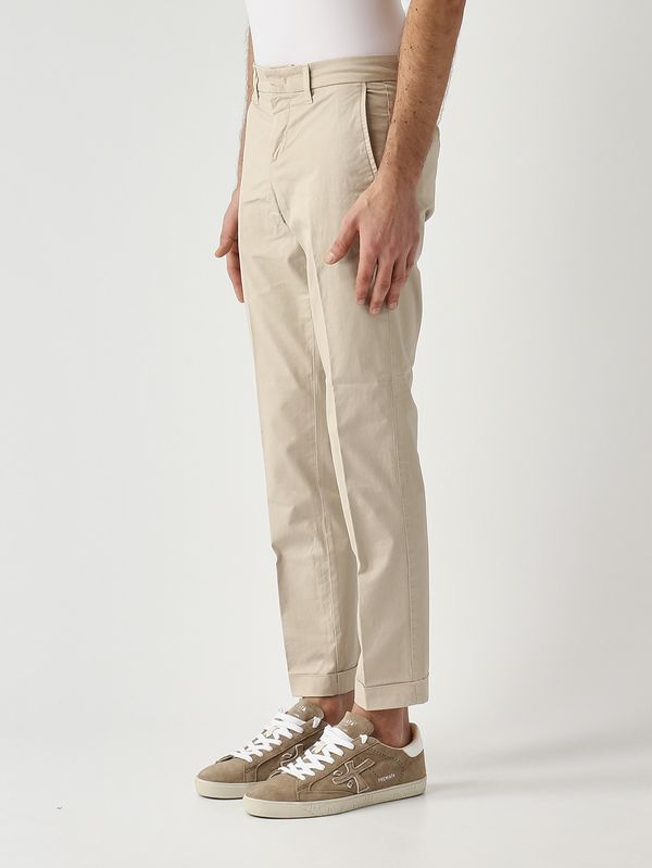 2. Pantalone uomo in gabardina di cotone stretch Beige Fay ntm8652187tgur