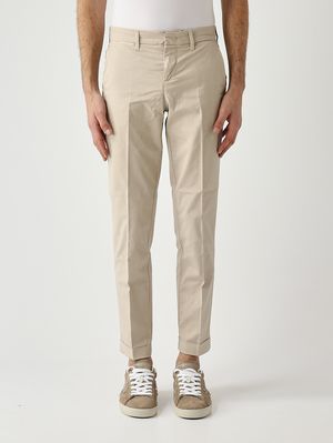 1. Pantalone uomo in gabardina di cotone stretch Beige