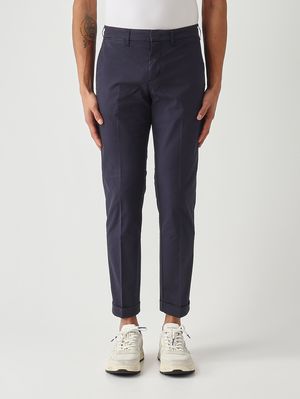 1. Pantalone uomo in gabardina di cotone stretch Blu