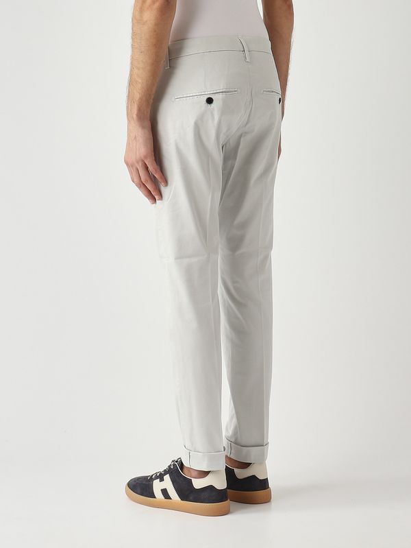 3. Herrenhose Gaubert aus Stretch-Satin Kalk Dondup up235rse036uptd