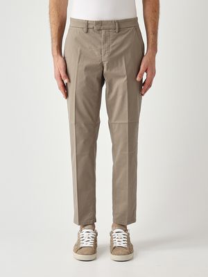 1. Herrenhose Pablo aus Stretch-Baumwolle Zement