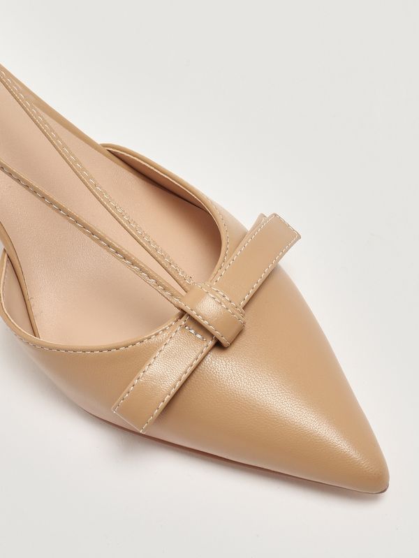 5. Zapatos de salón para mujer de piel Arena Twinset 261tcp052