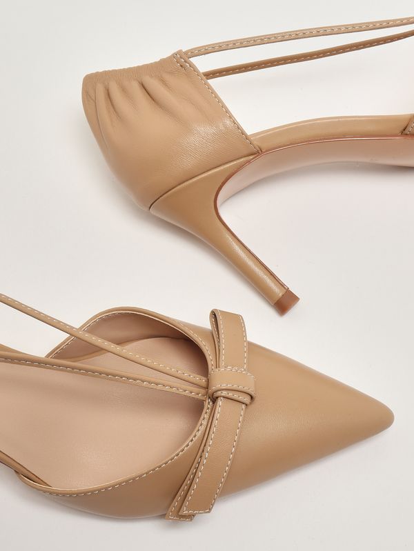 4. Zapatos de salón para mujer de piel Arena Twinset 261tcp052