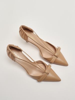 2. Zapatos de salón para mujer de piel Arena