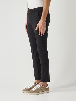 2. Herrenhose Alfredo aus technischem Stretchgewebe Schwarz