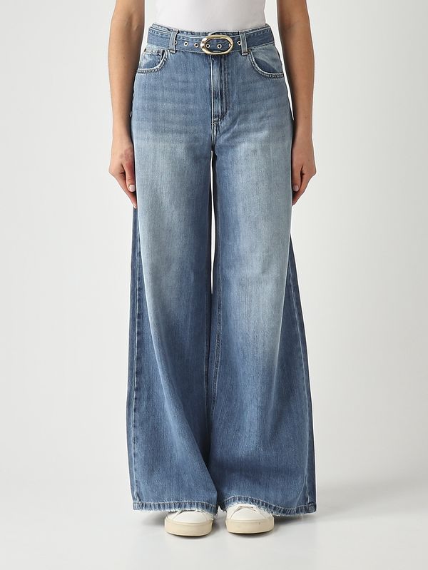 1. Jeans donna in denim di cotone Denim Chiaro Twinset 261tp2710