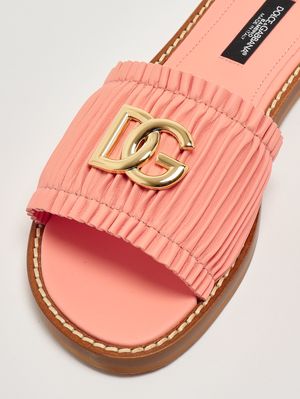 5. Sandalia de piel para niña Rosa