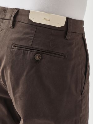 4. Bermudas para hombre BG108 de algodón elástico Marrón oscuro