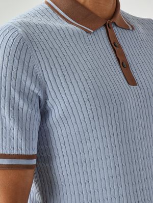 5. Polo de hombre en algodón fresco Celeste