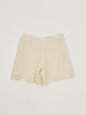 1. Shorts de niña de algodón a crochet Natural