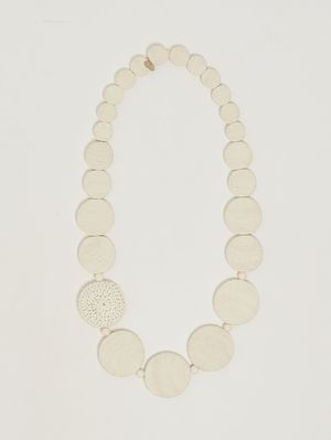 1. Cindy women's raffia necklace Butter