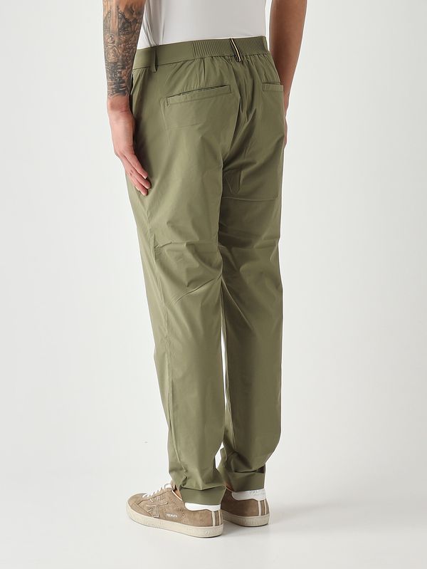 4. Herrenhose Ailty Light Tech PL aus technischem Stretchgewebe Moosgrün K-Way k41578w