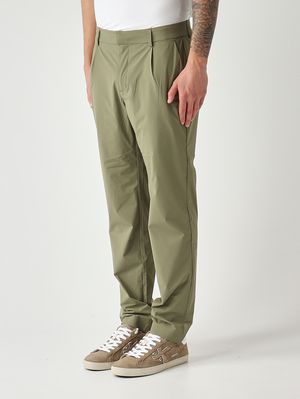3. Herrenhose Ailty Light Tech PL aus technischem Stretchgewebe Moosgrün