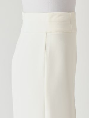 5. Damenhose aus Stretch-Cady Elfenbein